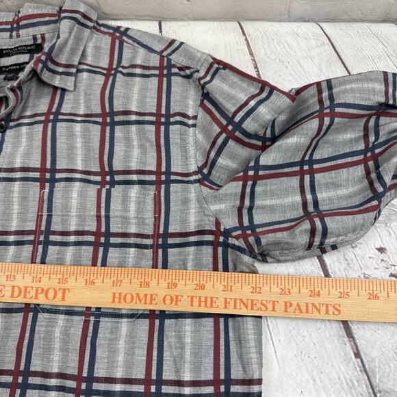 Banana Republic Button Down Shirt Mens Large Camden Fit Burgundy Grey Plaid - Picture 9 of 10